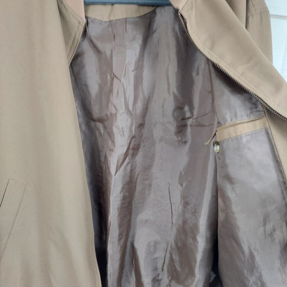 Vintage Goldlion Bomber Style Jacket - Picture 11 of 11